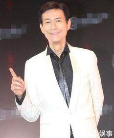 郑少秋不戴假发照片,不戴假发下的真实风采